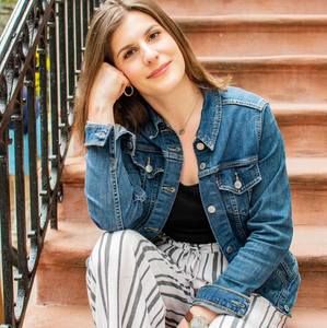 Meet your Posher, Emily